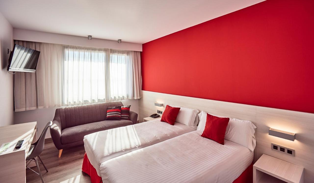 Hotel Julimar 료렛 드 마르 외부 사진